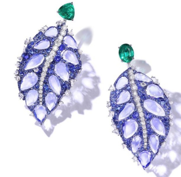 Blue Velvet Leaf Earrings  2.33ct Triangular Emerald and 2.09 ct emerald, double rose cut sapphires, tanzanites and irregular shaped diamonds. Image Courtesy of Feng J